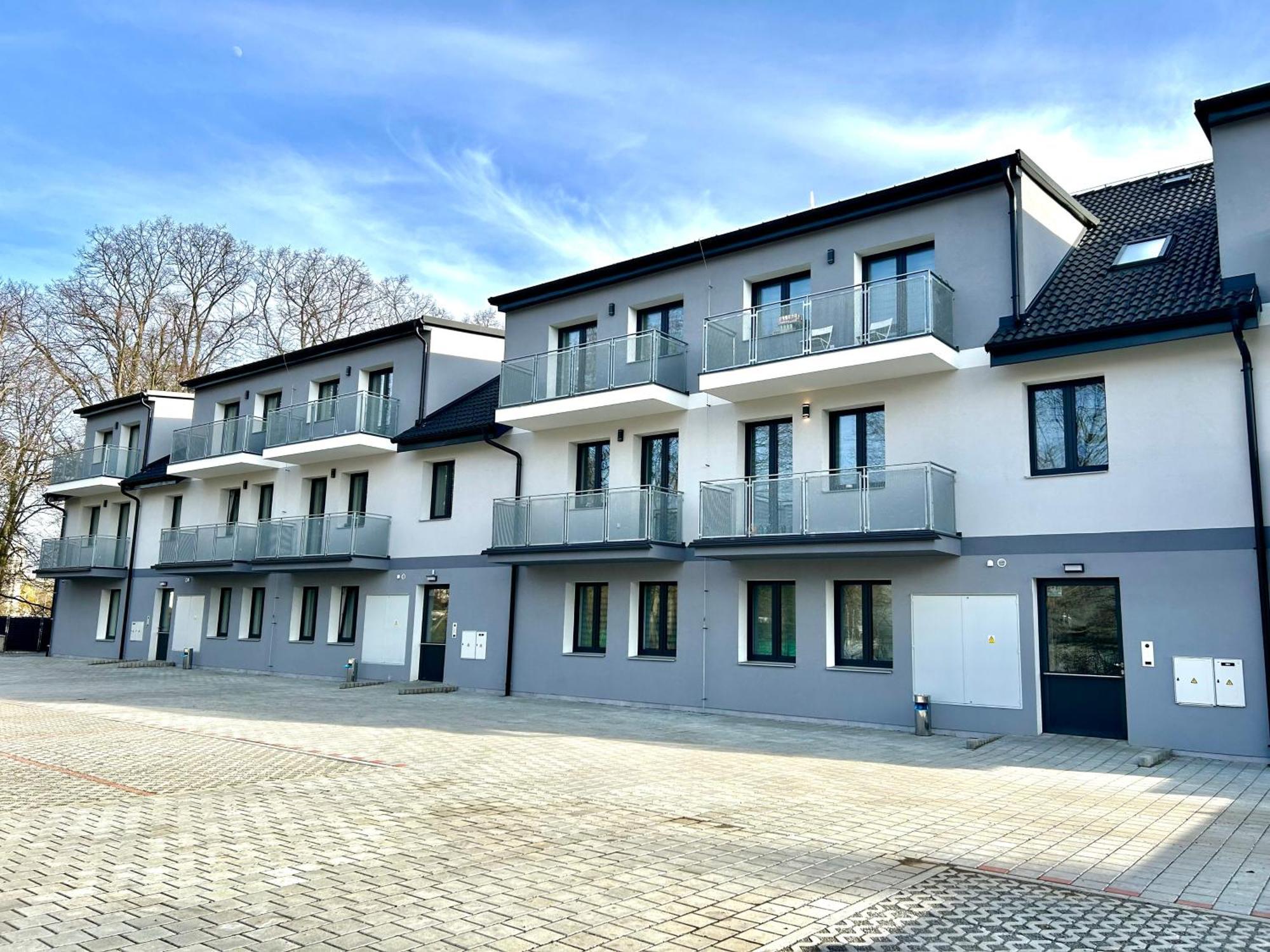 Apartmany Premium Se Soukromym Parkovanim Česká Lípa Esterno foto