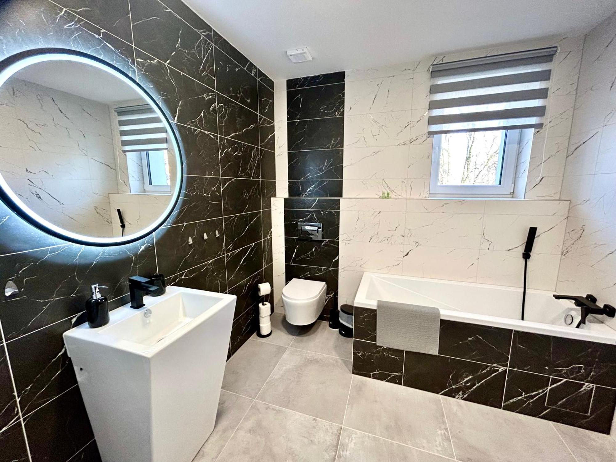 Apartmany Premium Se Soukromym Parkovanim Česká Lípa Esterno foto