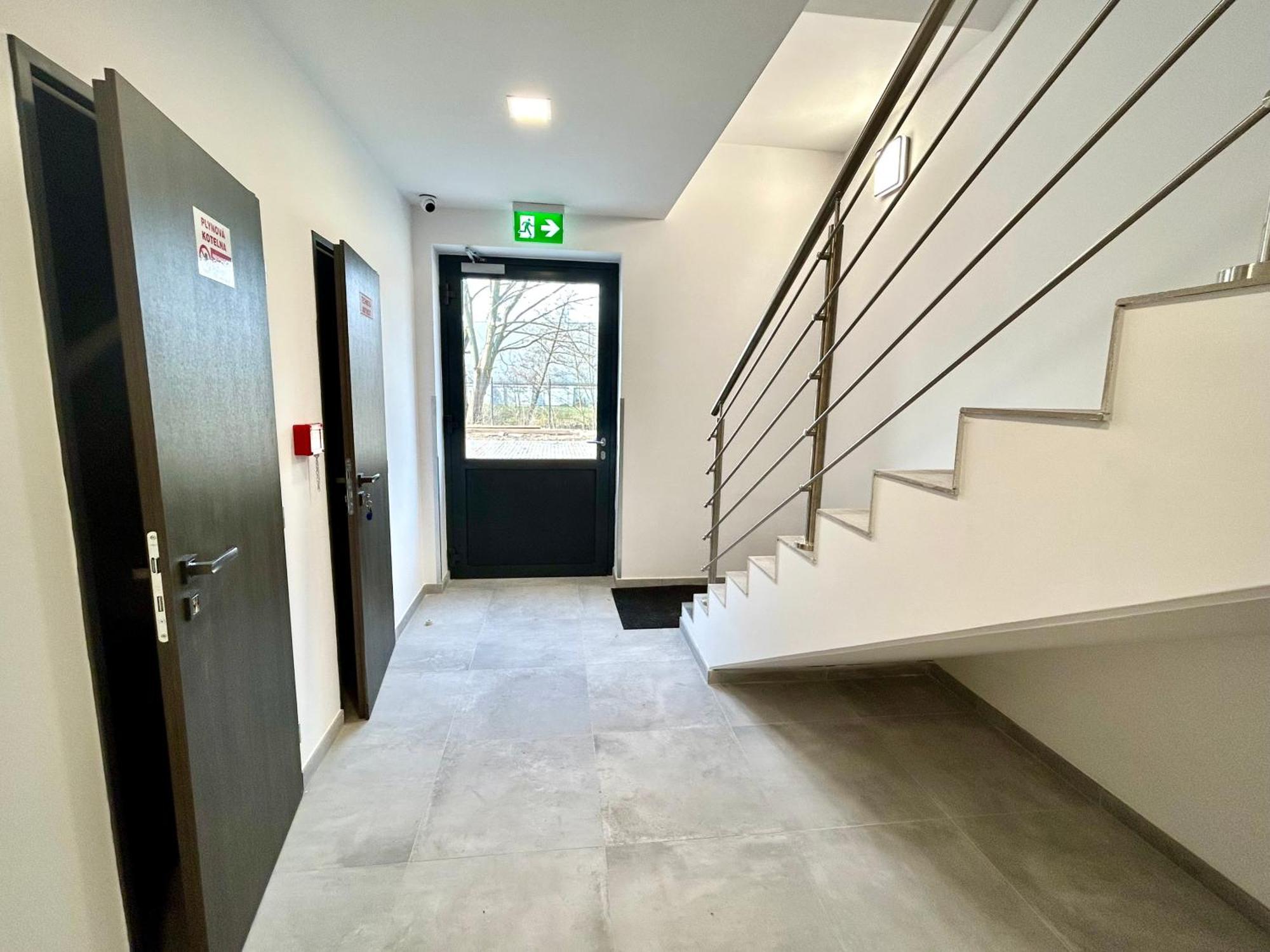 Apartmany Premium Se Soukromym Parkovanim Česká Lípa Esterno foto