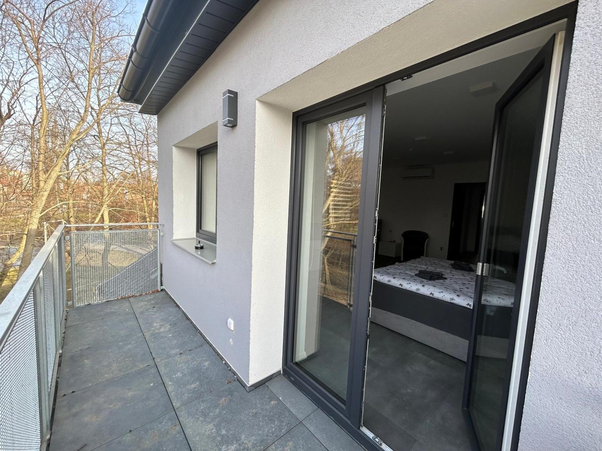 Apartmany Premium Se Soukromym Parkovanim Česká Lípa Esterno foto